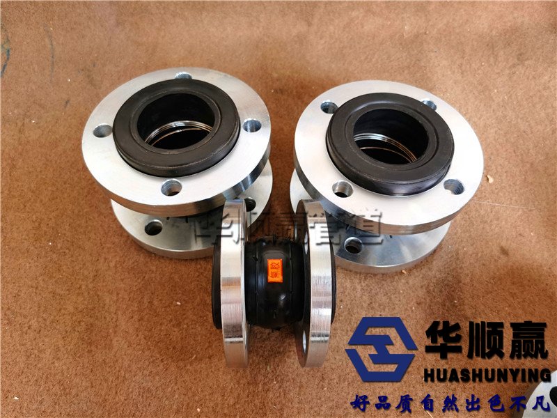 不鏽鋼(gāng)橡(xiàng)膠(jiāo)軟接頭,橡膠(jiāo)軟(ruǎn)接頭的(de)型號,軟接頭安裝示意圖
