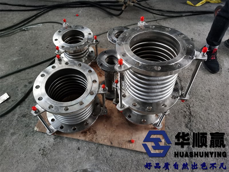 316不鏽鋼波紋補償器,金(jīn)屬膨(péng)脹節,304波紋管補償器(qì)